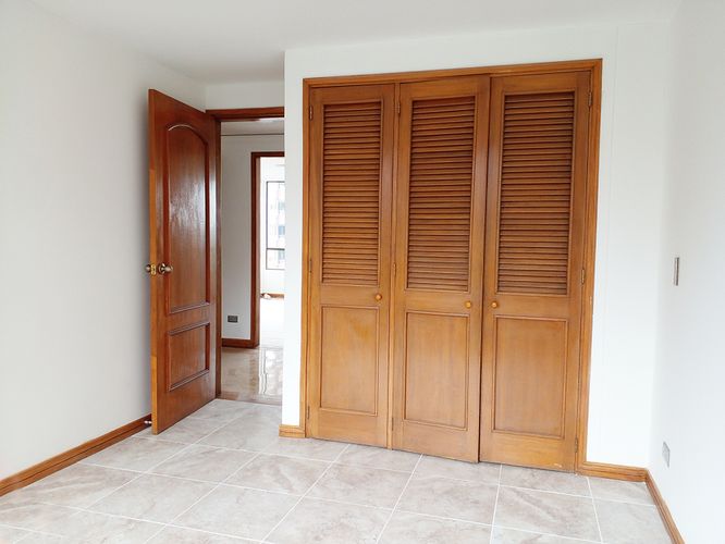 Apartamento de 3 alcobas en venta en El Poblado, Medellín, 150 m² · foto 16 de 19