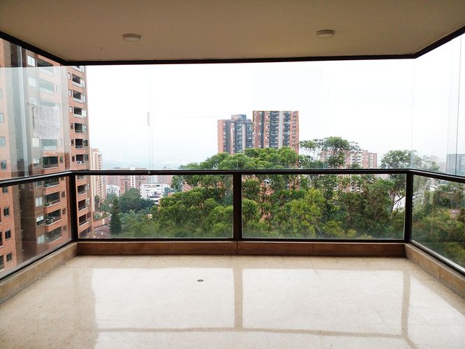 Apartamento de 3 alcobas en venta en El Poblado, Medellín, 150 m² · foto 19 de 19