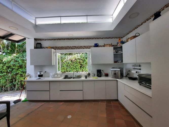 Casa de 4 alcobas en venta en Girardot, 310 m² · foto 9 de 23
