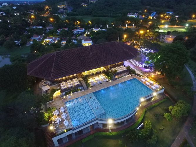 Casa de 4 alcobas en venta en Girardot, 310 m² · foto 17 de 23