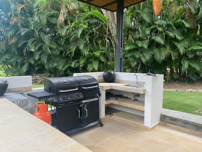 Casa de 4 alcobas en venta en Girardot, 310 m² · foto 19 de 23