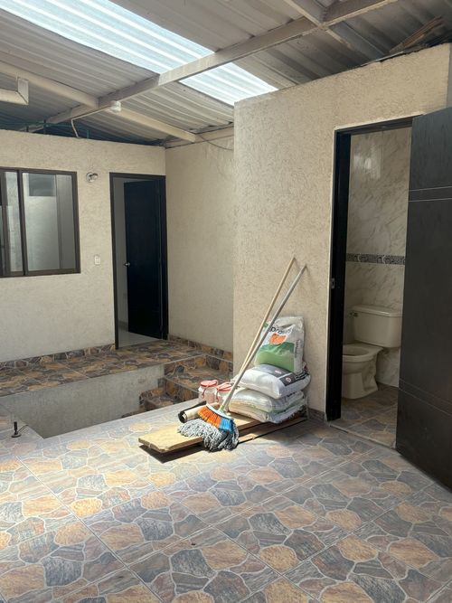 Casa de 8 alcobas en venta en Las Acacias, Cali, 280 m² · foto 21 de 24