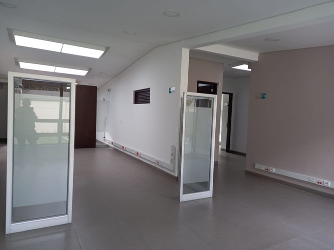 Casa de 4 alcobas en venta en Cr. Atabanza, Bogotá, 420 m² · foto 10 de 20