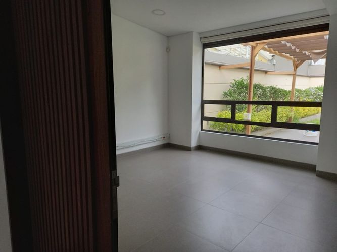 Casa de 4 alcobas en venta en Cr. Atabanza, Bogotá, 420 m² · foto 14 de 20