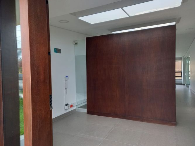 Casa de 4 alcobas en venta en Cr. Atabanza, Bogotá, 420 m² · foto 17 de 20