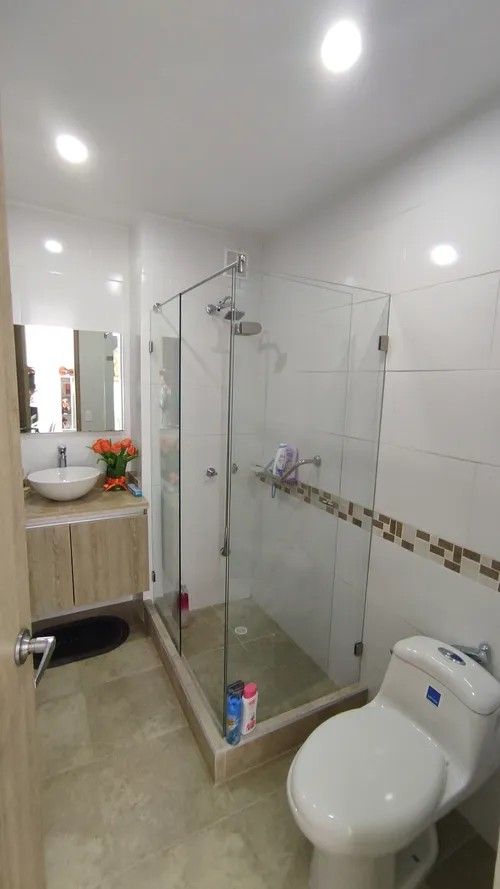 Apartamento de 3 alcobas en venta en Las Varas, Ricaurte, 128 m² · foto 13 de 20