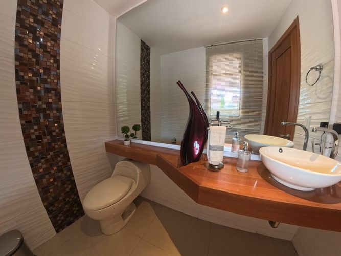 Casa de 4 alcobas en venta en Laura Vicuña, Chía, 330 m² · foto 3 de 20