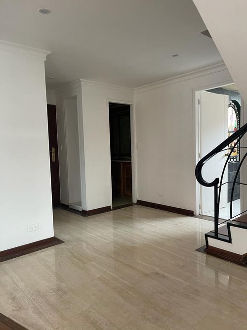 Apartamento de 3 alcobas en venta en Chico, Bogotá, 223 m² · foto 11 de 20