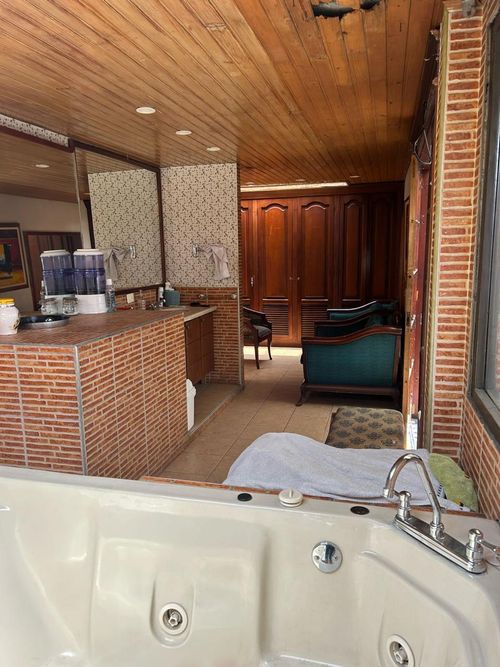 Casa de 5 alcobas en venta en Niza, Bogotá, 570 m² · foto 6 de 20