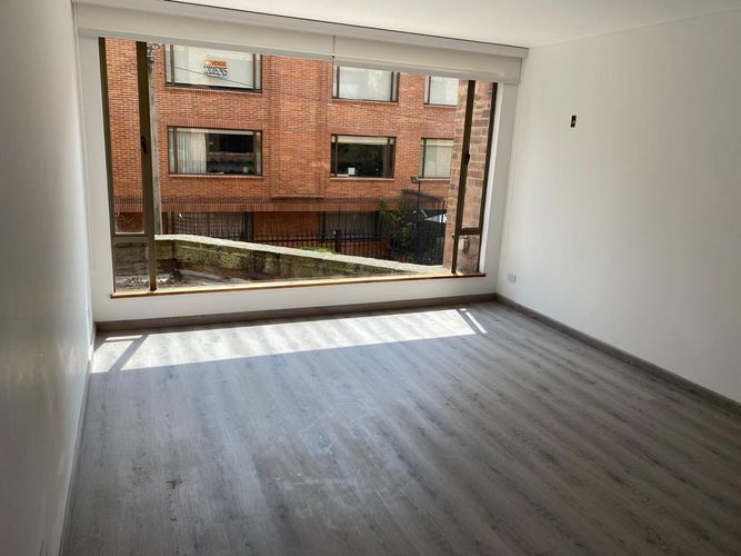 Apartamento de 3 alcobas en venta en Chico, Bogotá, 210 m² · foto 11 de 20