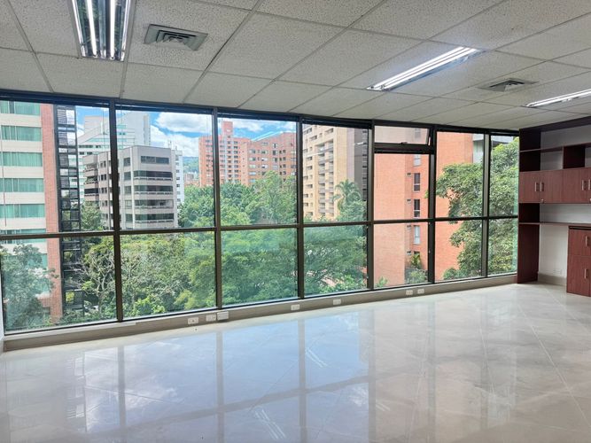 Oficina en arriendo en Patio Bonito, Medellín, 66 m² · foto 9 de 9