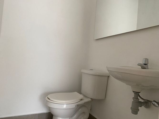 Oficina en arriendo en El Poblado, Medellín, 106 m² · foto 9 de 9
