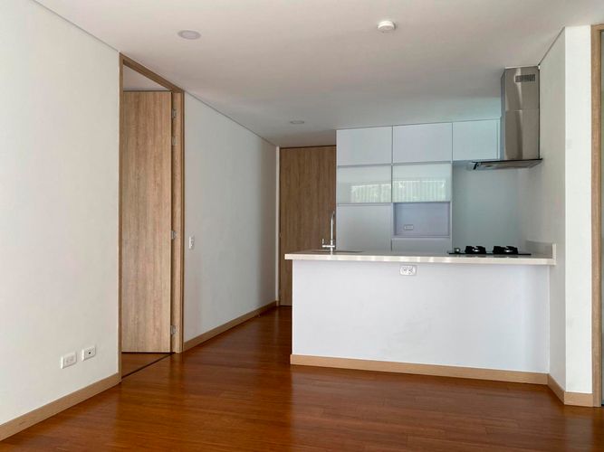 Apartamento en venta en El Poblado, Medellín · foto 4 de 15