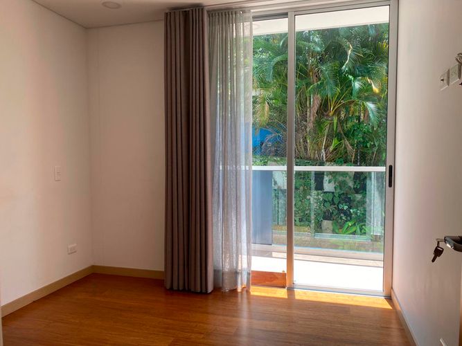 Apartamento en venta en El Poblado, Medellín · foto 2 de 15