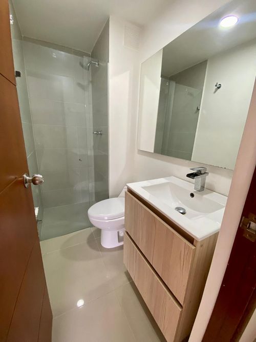 Apartamento de 3 alcobas en venta en Loma De Las Brujas, Envigado, 73 m² · foto 5 de 6