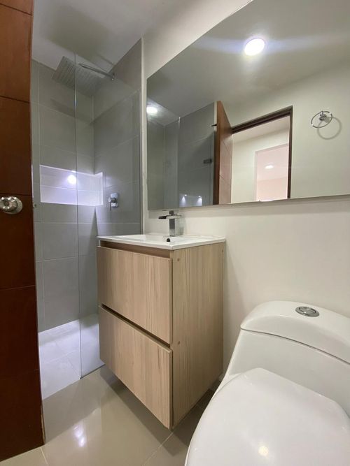 Apartamento de 3 alcobas en venta en Loma De Las Brujas, Envigado, 73 m² · foto 6 de 6