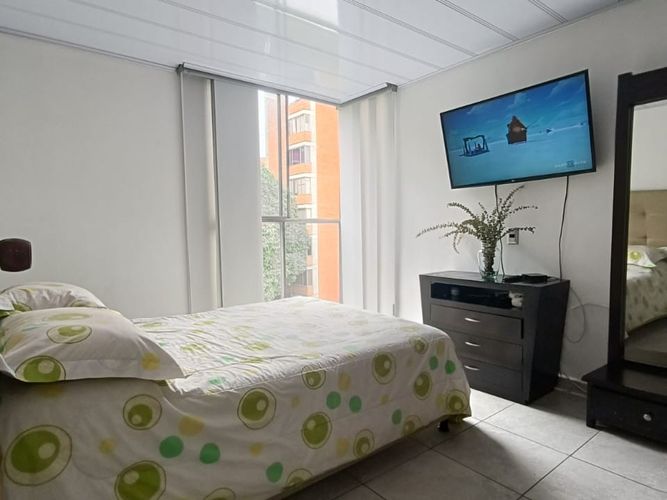 Apartamento de 3 alcobas en venta en El Poblado, Medellín, 95 m² · foto 8 de 15