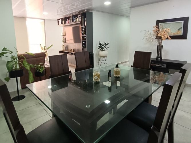 Apartamento de 3 alcobas en venta en El Poblado, Medellín, 95 m² · foto 4 de 15
