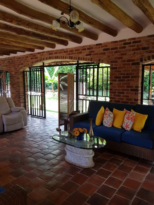 Casa de 5 alcobas en venta en Anillo Vial, Floridablanca, 523 m² · foto 8 de 21
