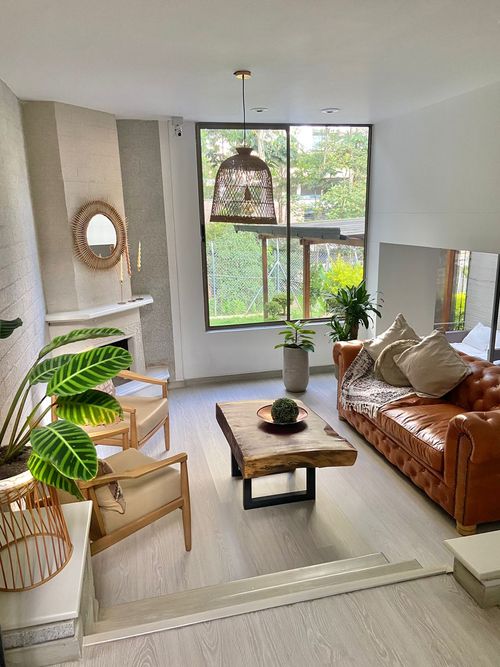 Casa de 4 alcobas en venta en El Castillo, Medellín, 300 m² · foto 3 de 6