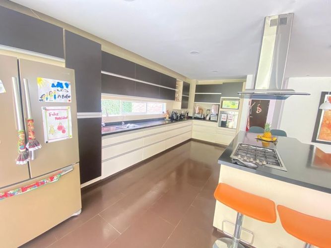 Casa de 4 alcobas en venta en Casco Antiguo - Floridablanca, Floridablanca, 438 m² · foto 8 de 20