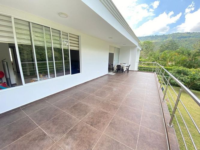 Casa de 4 alcobas en venta en Casco Antiguo - Floridablanca, Floridablanca, 438 m² · foto 16 de 20