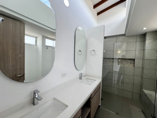 Casa de 3 alcobas en venta en Llano Grande, Rionegro, 170 m² · foto 19 de 23
