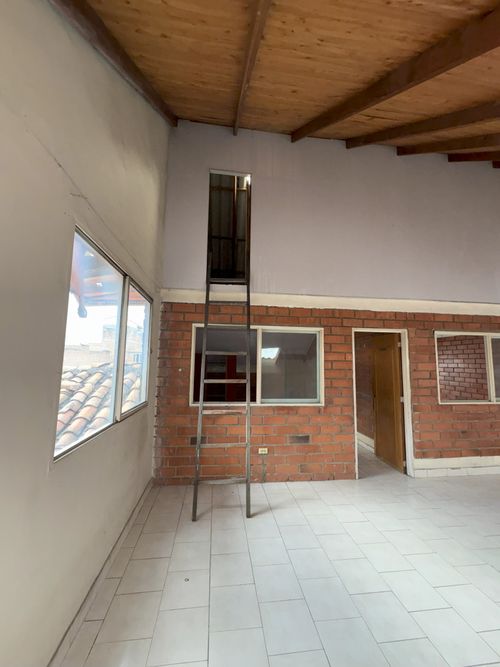Casa de 8 alcobas en venta en Santa Elena, Cali, 152 m² · foto 7 de 24