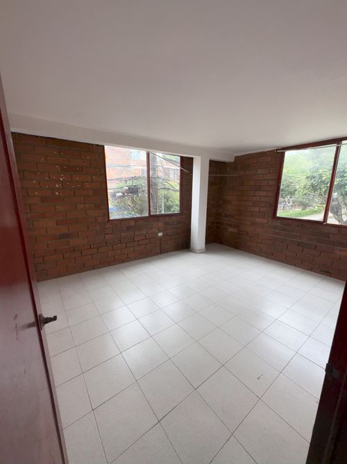 Casa de 8 alcobas en venta en Santa Elena, Cali, 152 m² · foto 14 de 24