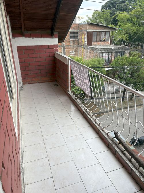 Casa de 8 alcobas en venta en Santa Elena, Cali, 152 m² · foto 24 de 24