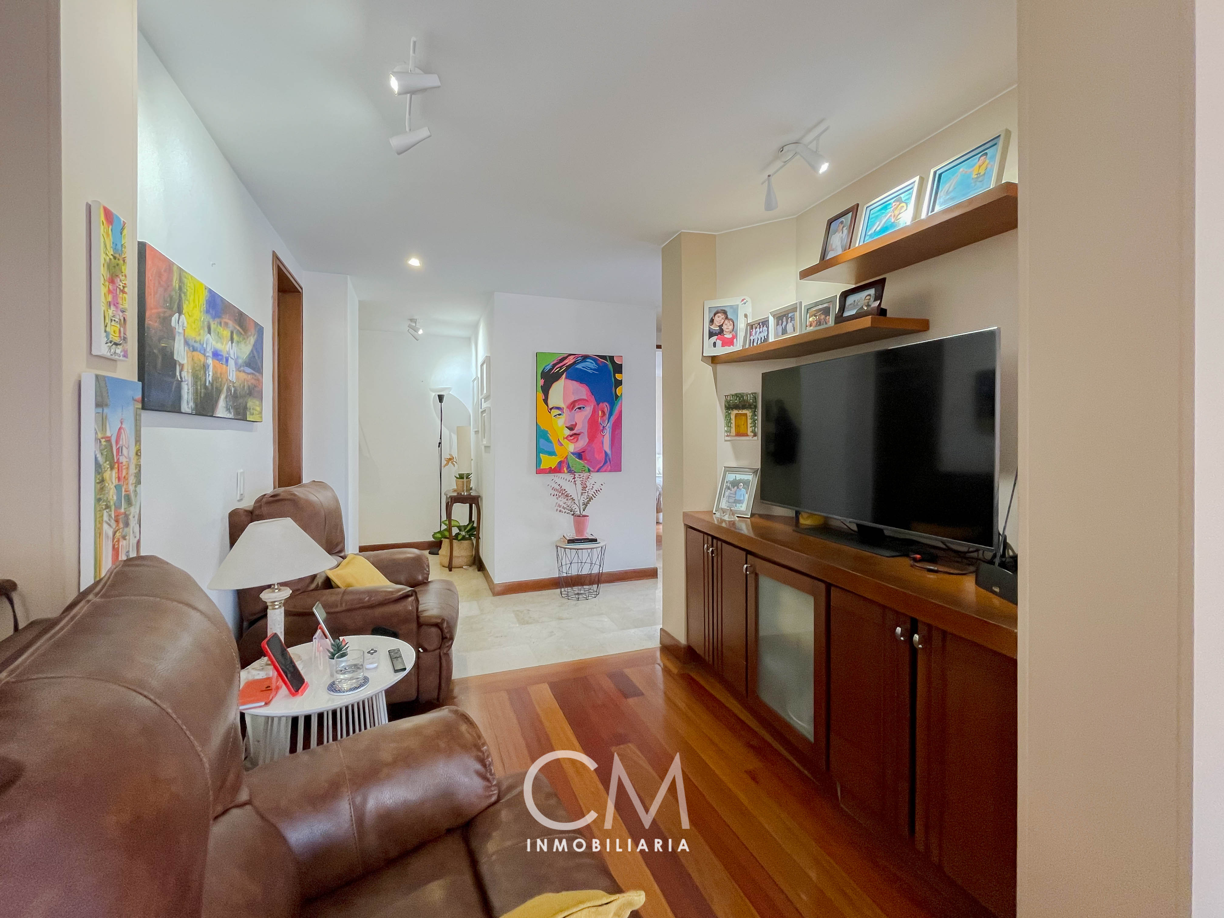 Apartamento en venta en Santa Barbara, Bogotá · foto 5 de 17