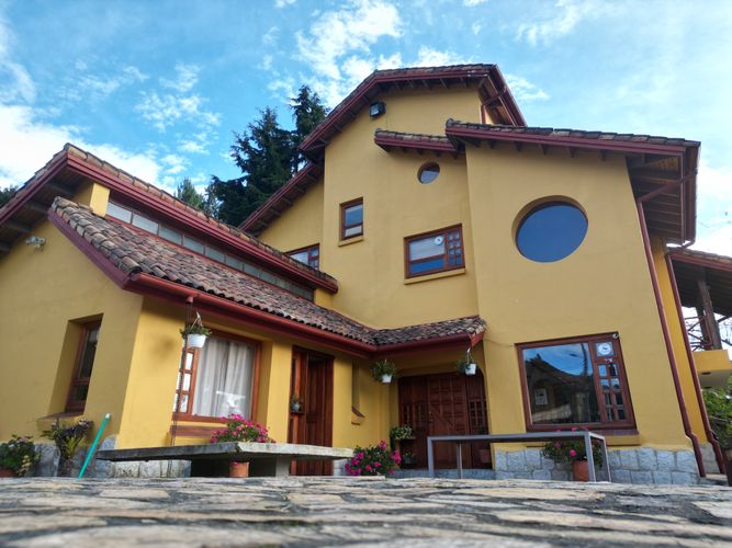 Casa de 5 alcobas en venta en San Isidro Rural Ii, Bogotá, 957 m² · foto 8 de 24