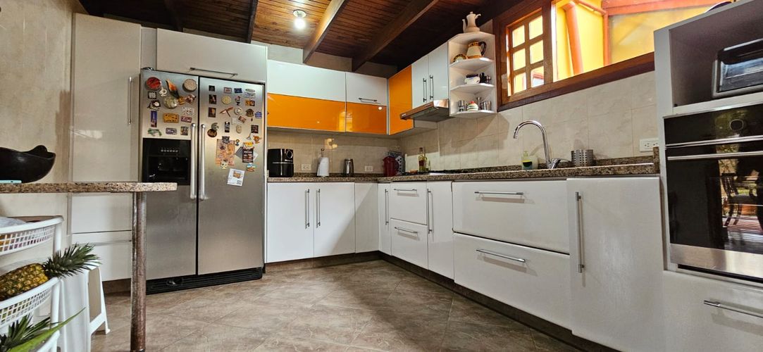 Casa de 5 alcobas en venta en San Isidro Rural Ii, Bogotá, 957 m² · foto 17 de 24
