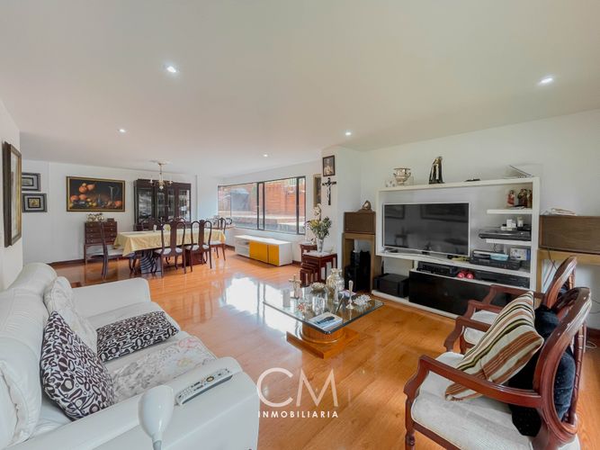 Apartamento de 3 alcobas en venta en Santa Ana Oriental, Bogotá, 139 m² · foto 4 de 16