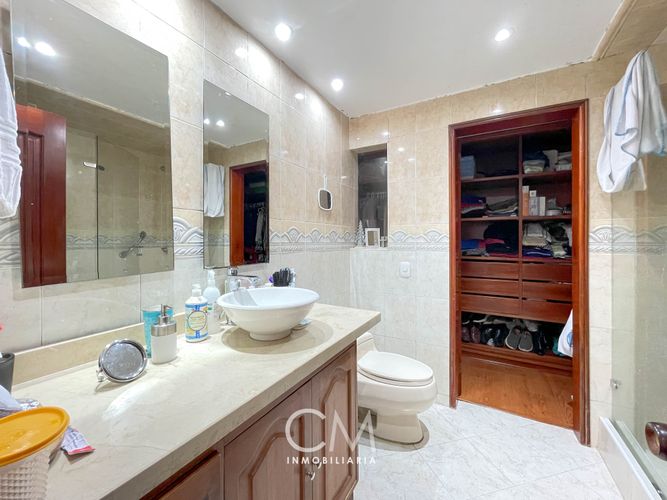 Apartamento de 3 alcobas en venta en Santa Ana Oriental, Bogotá, 139 m² · foto 11 de 16