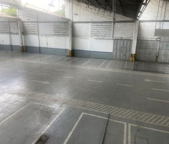 Local en arriendo en Jorge Isaacs, Cali, 2353 m² · foto 9 de 16