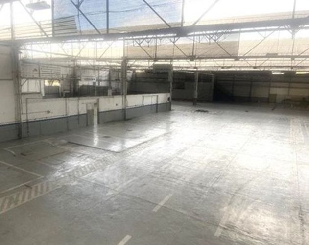 Local en arriendo en Jorge Isaacs, Cali, 2353 m² · foto 11 de 16