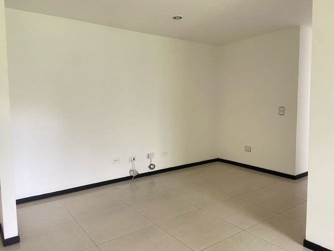 Apartamento de 3 alcobas en arriendo en Vegas De La Doctora, Sabaneta, 125 m² · foto 9 de 20