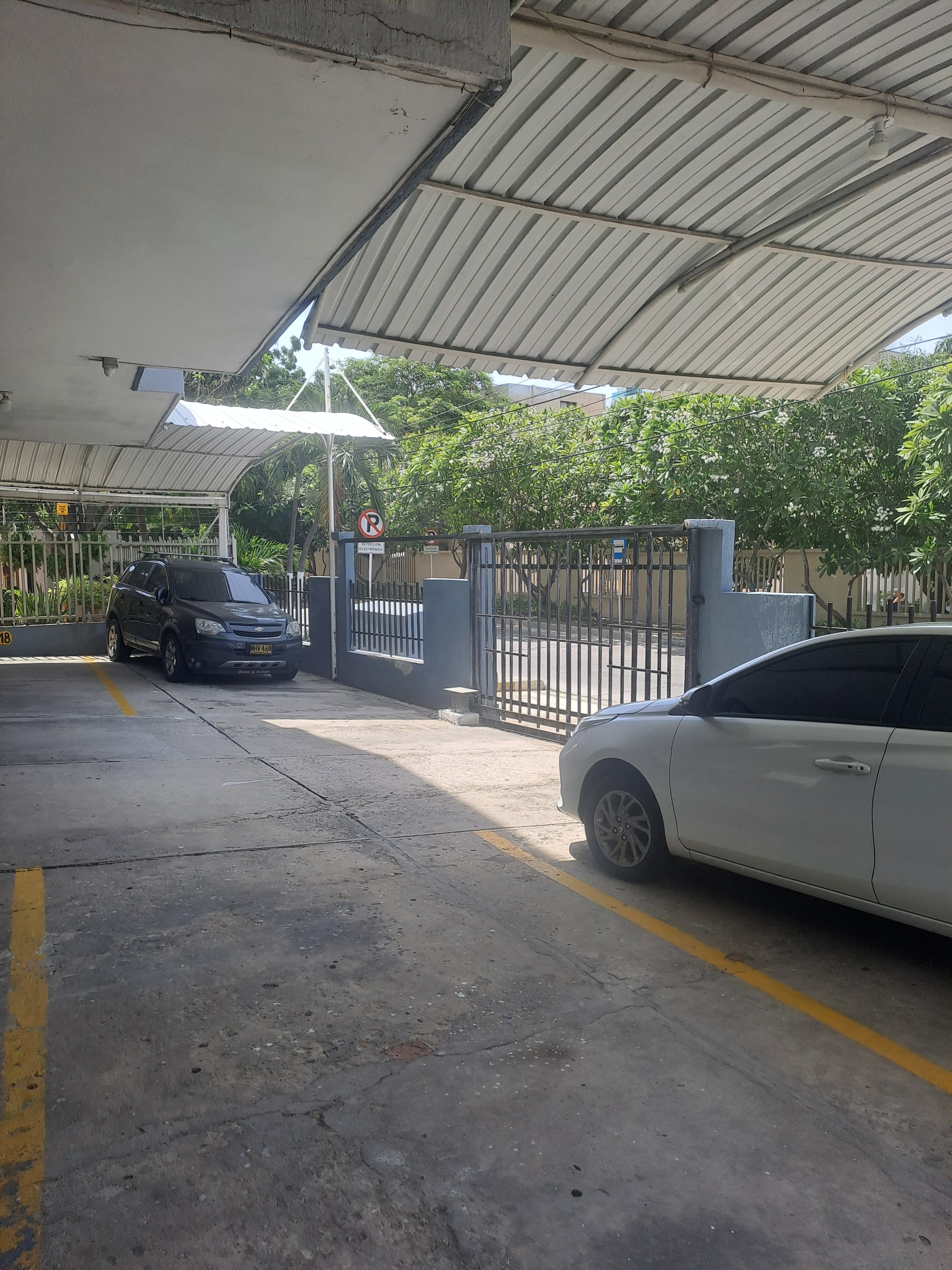 Apartamento en arriendo en Altos De Riomar, Barranquilla · foto 4 de 21