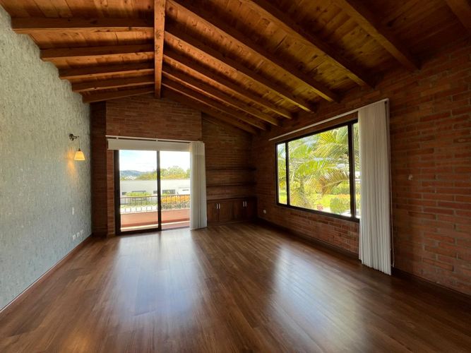 Casa de 3 alcobas en venta en El Porvenir, Rionegro, 340 m² · foto 6 de 20