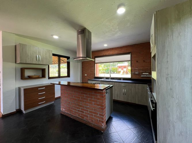 Casa de 3 alcobas en venta en El Porvenir, Rionegro, 340 m² · foto 5 de 20