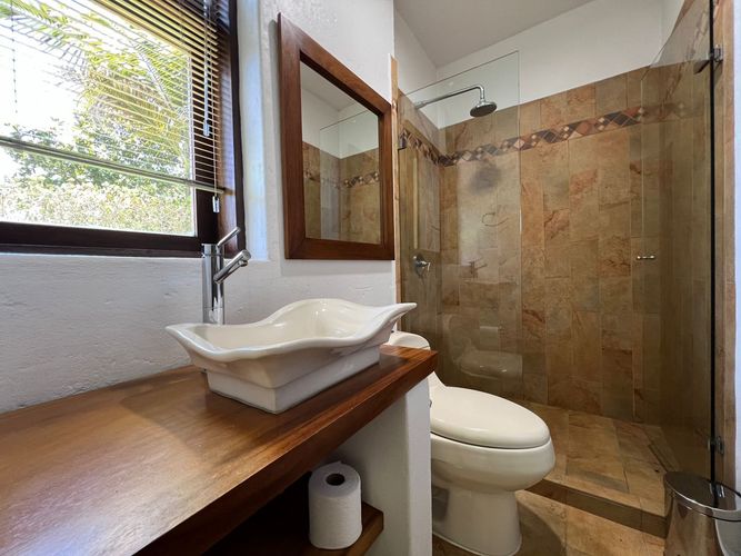 Casa de 3 alcobas en venta en El Porvenir, Rionegro, 340 m² · foto 18 de 20