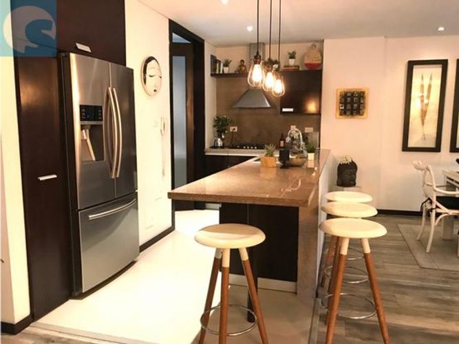 Apartamento de 2 alcobas en venta en Chico Norte, Bogotá, 130 m² · foto 6 de 16