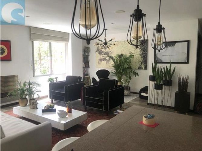 Apartamento de 2 alcobas en venta en Chico Norte, Bogotá, 130 m² · foto 3 de 16