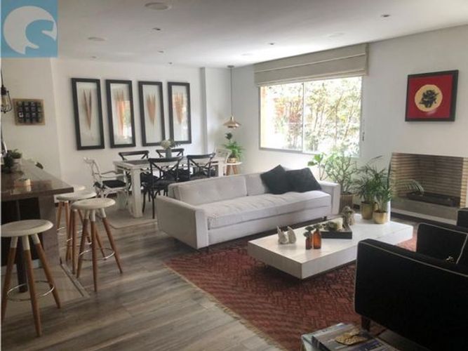 Apartamento de 2 alcobas en venta en Chico Norte, Bogotá, 130 m² · foto 4 de 16