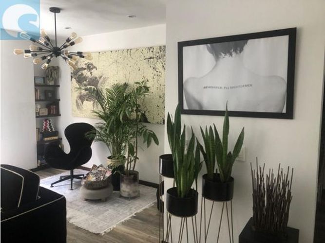 Apartamento de 2 alcobas en venta en Chico Norte, Bogotá, 130 m² · foto 8 de 16