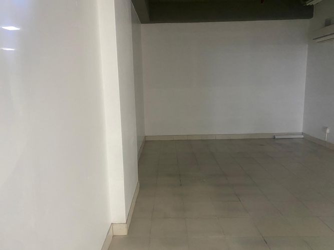 Local en arriendo en El Poblado, Medellín, 30 m² · foto 8 de 10