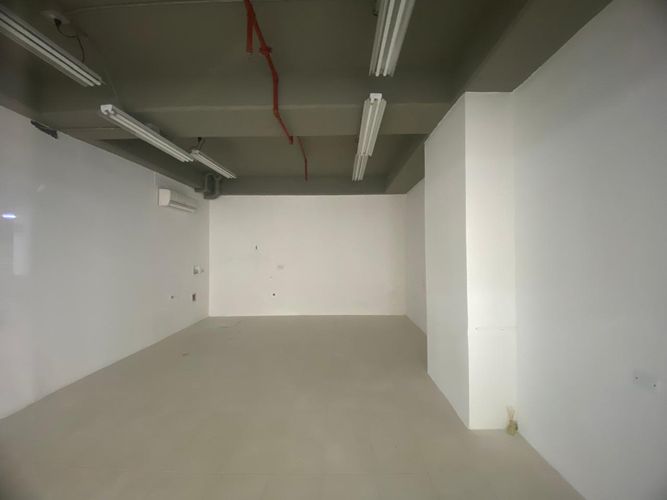 Local en arriendo en El Poblado, Medellín, 30 m² · foto 9 de 10