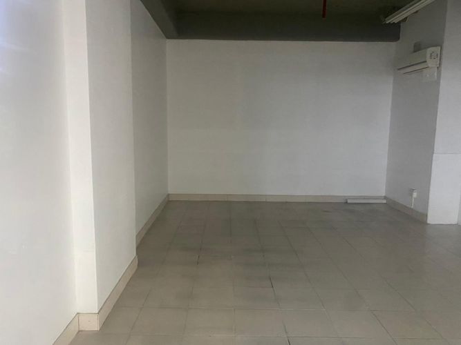 Local en arriendo en El Poblado, Medellín, 30 m² · foto 6 de 10