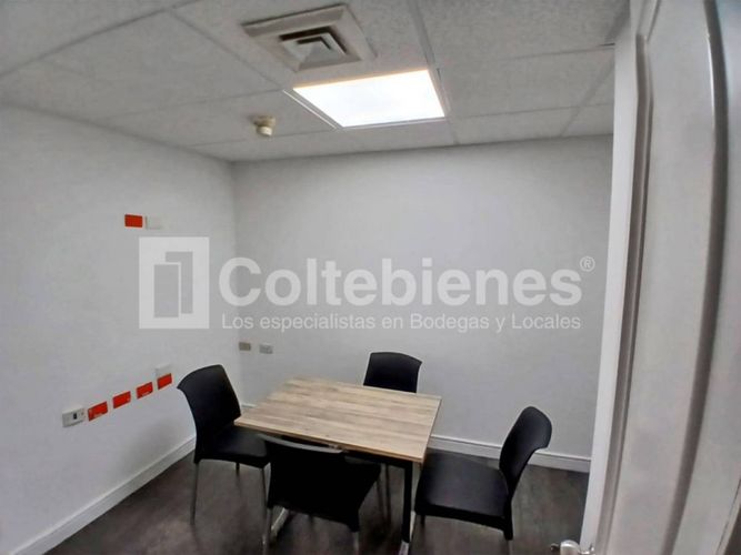 Oficina en venta en El Poblado, Medellín, 285 m² · foto 14 de 24